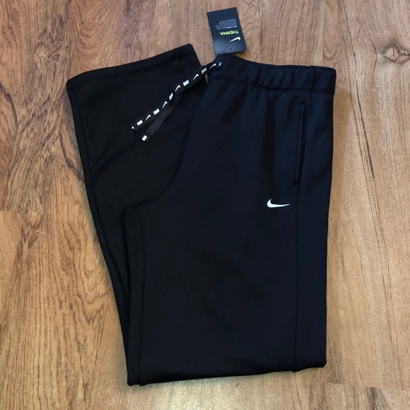 Nike Pants - NWT Nike Therma Pants
